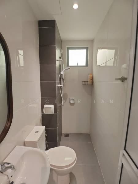 Kediaman Servis untuk Dijual di Maple Residences @ Bandar Bestari Klang - Sinclair Tan - Bathroom - PropertyGuru.com.my