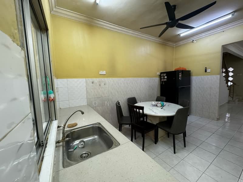 2-storey Terraced House for Sale in Klang (Selangor) - Hong Ng - Kitchen - PropertyGuru.com.my