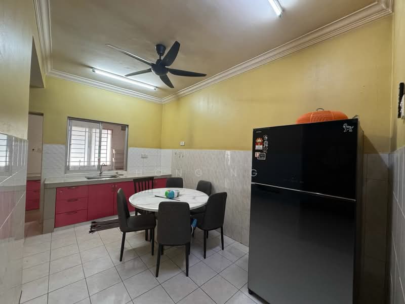2-storey Terraced House for Sale in Klang (Selangor) - Hong Ng - Kitchen - PropertyGuru.com.my