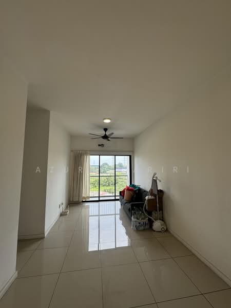 Kondominium untuk Disewa di The Greens (Residensi Hijauan) @ Subang West - Azura Hariri - Living Room - PropertyGuru.com.my