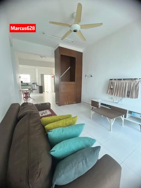 Kondominium untuk Disewa di The Golden Triangle Condominium - Marcus Tan - Living Room - PropertyGuru.com.my