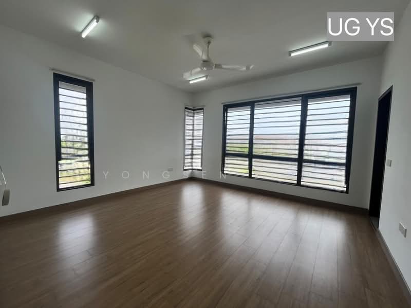 Rumah Teres 2-Tingkat untuk Dijual di Bandar Bukit Raja (Klang) - Yongsen Lim - Living Room - PropertyGuru.com.my