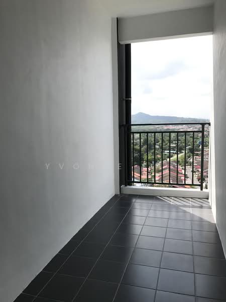Kondominium untuk Dijual di The Suritz - Yvonne Sak - Balcony - PropertyGuru.com.my