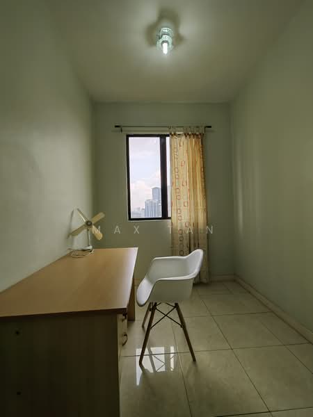 Kondominium untuk Dijual di Casa Tropicana - Max Tan - Study - PropertyGuru.com.my
