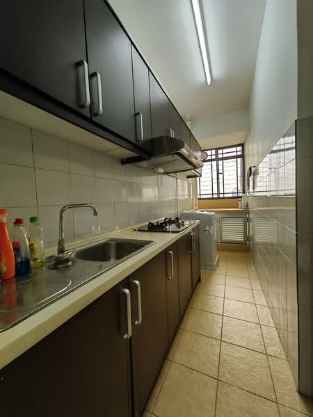 Kondominium untuk Dijual di Casa Tropicana - Max Tan - Kitchen - PropertyGuru.com.my