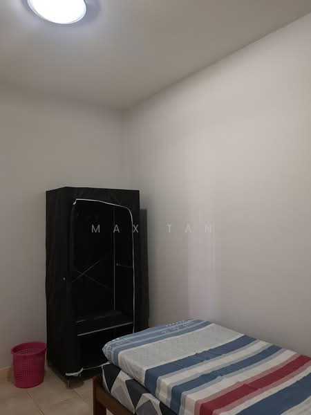 Kondominium untuk Dijual di Casa Tropicana - Max Tan - Bedroom - PropertyGuru.com.my