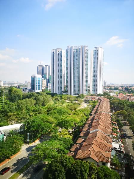Kondominium untuk Dijual di Casa Tropicana - Max Tan - Exterior - PropertyGuru.com.my