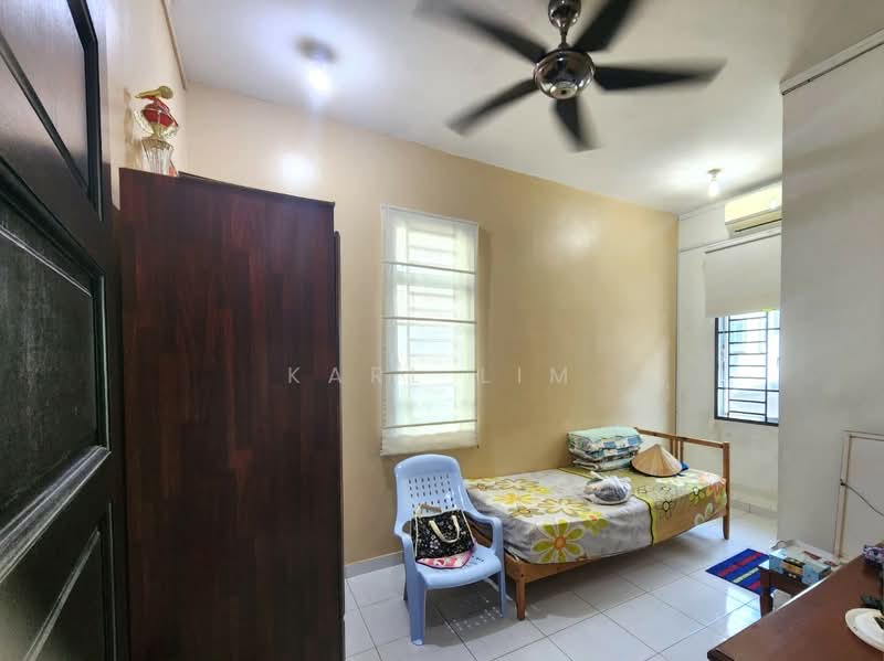Rumah Teres 2-Tingkat untuk Dijual di Taman Setia Indah (Tebrau) - Karl Lim - Bedroom - PropertyGuru.com.my