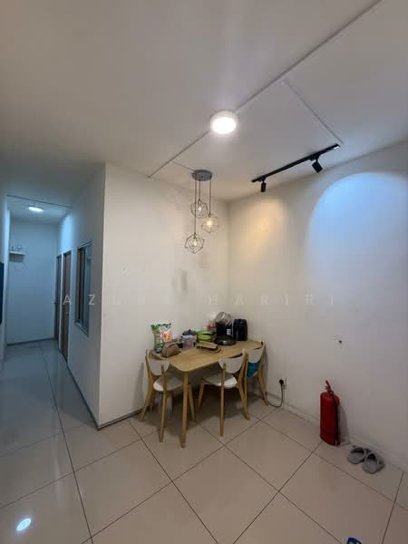 Kondominium untuk Disewa di The Greens (Residensi Hijauan) @ Subang West - Azura Hariri - Corridor - PropertyGuru.com.my