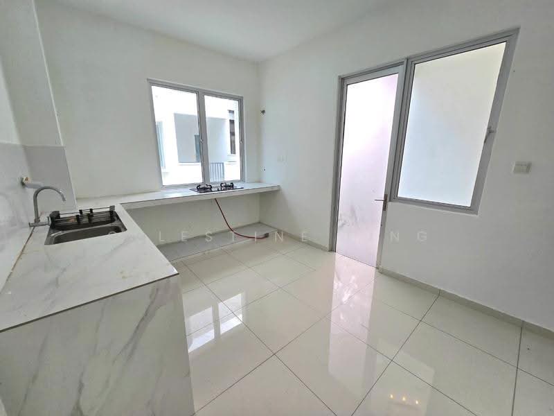 Semi-Detached House for Rent in Eco Forest (Semenyih) - Celestine Ting - Kitchen - PropertyGuru.com.my