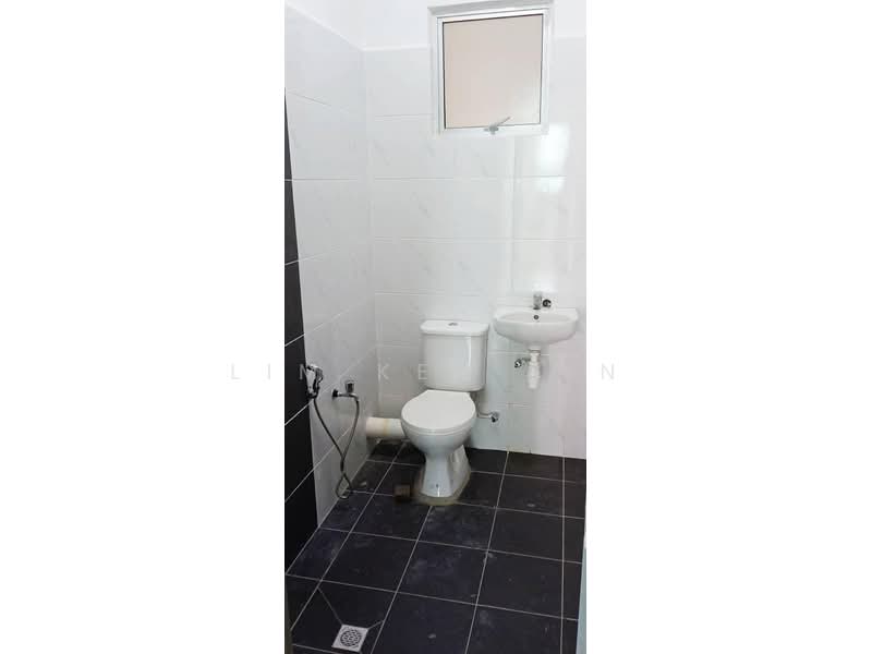 Apartment for Rent at The Rise Collection 3 - Lim Keh Sin - Bathroom - PropertyGuru.com.my