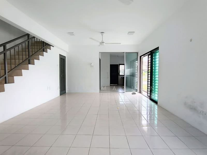 Terraced House for Rent in Kuala Selangor (Selangor) - Halim Mazlan - Living Room - PropertyGuru.com.my
