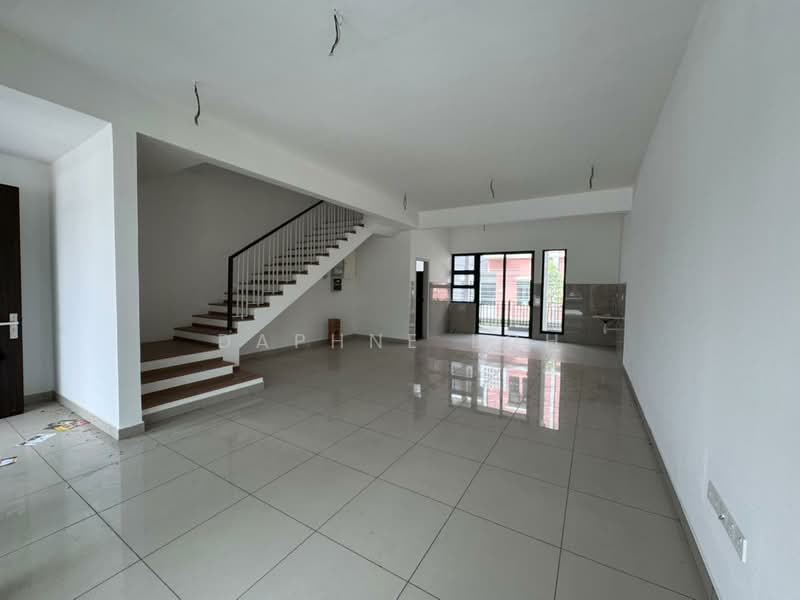 Rumah Teres 2-Tingkat untuk Disewa di Elmina (Shah Alam) - Daphne Loh - Living Room - PropertyGuru.com.my
