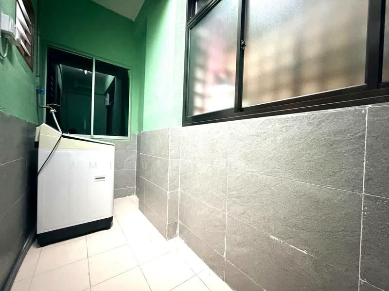 Pangsapuri untuk Dijual di Puncak Baiduri Apartment - Amirun Kinanah - Interior - PropertyGuru.com.my
