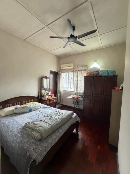 Semi-Detached House for Sale in Johor Bahru (Johor) - Bee Ng - Bedroom - PropertyGuru.com.my