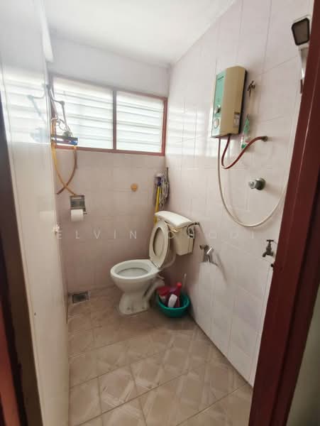 Rumah Teres 2-Tingkat untuk Dijual di Taman Kajang Raya (Kajang) - Elvin Chooi - Bathroom - PropertyGuru.com.my