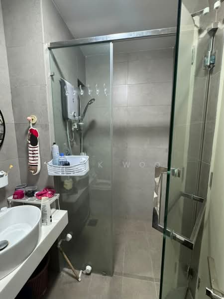 Kondominium untuk Disewa di Kuchai Sentral - Nick Woo - Bathroom - PropertyGuru.com.my