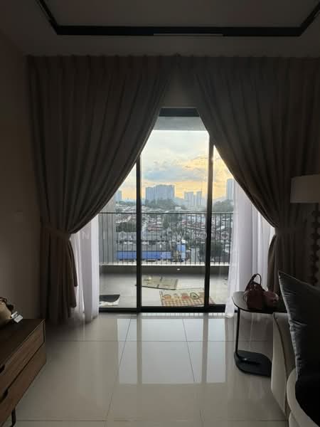 Kondominium untuk Disewa di Kuchai Sentral - Nick Woo - Balcony - PropertyGuru.com.my