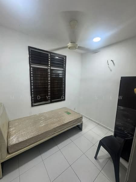Condominium for Rent at Scott Towers @ Larkin JB - Mandy Goh Siew Li - Bedroom - PropertyGuru.com.my