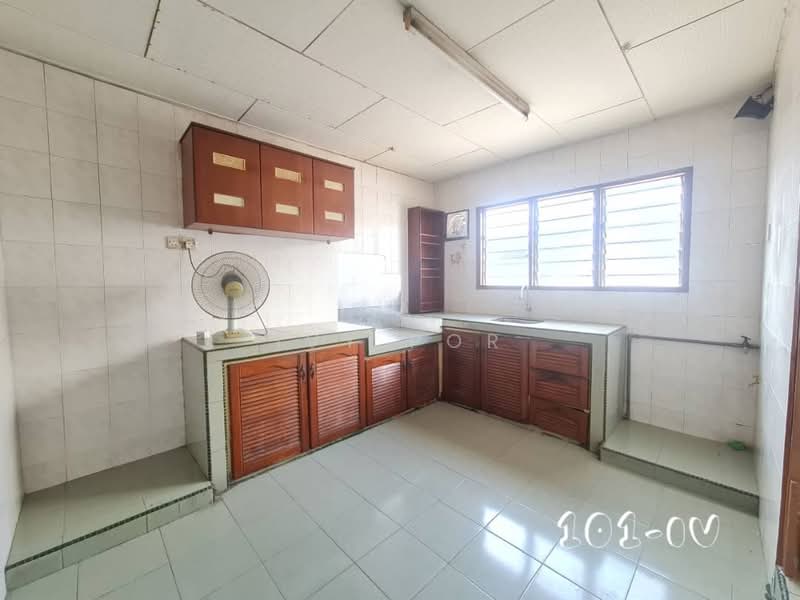 1-storey Terraced House for Sale in Meru (Klang) - Ivy Por - Kitchen - PropertyGuru.com.my