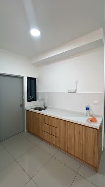 Kondominium untuk Disewa di ANYA at Shorea Park - Emerlyne Shum - Kitchen - PropertyGuru.com.my