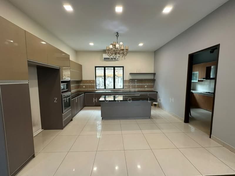 Rumah Banglo untuk Disewa di Ukay Heights (Ampang) - Zhi Hong Loh - Kitchen - PropertyGuru.com.my