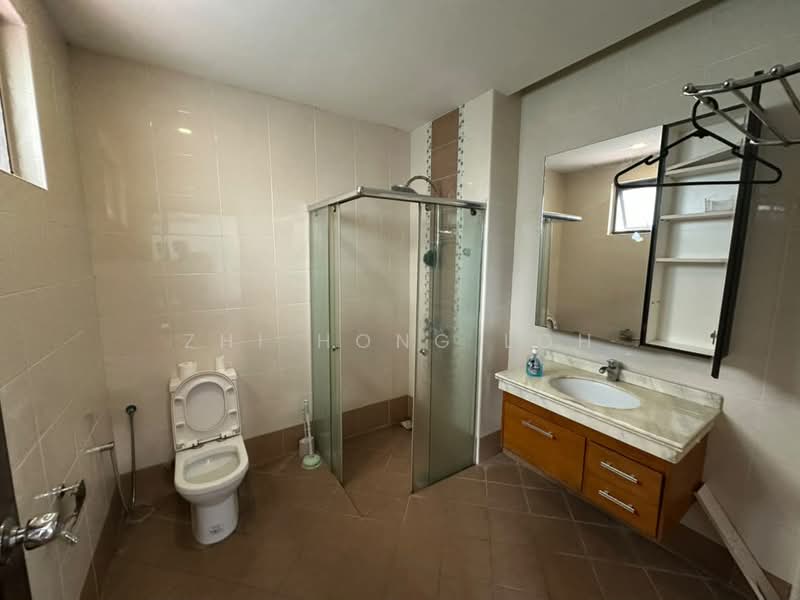 Rumah Banglo untuk Disewa di Ukay Heights (Ampang) - Zhi Hong Loh - Bathroom - PropertyGuru.com.my