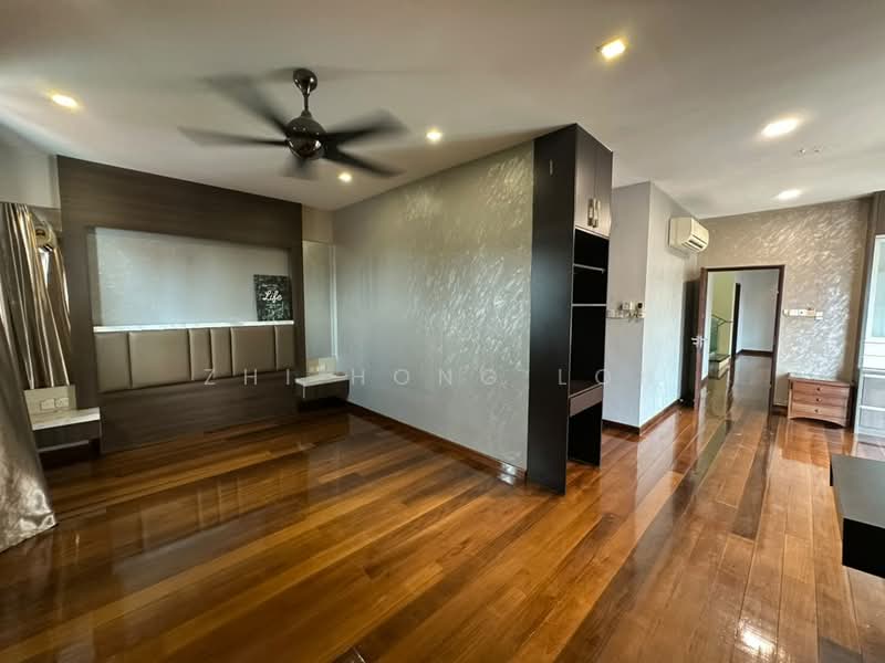 Rumah Banglo untuk Disewa di Ukay Heights (Ampang) - Zhi Hong Loh - Bedroom - PropertyGuru.com.my