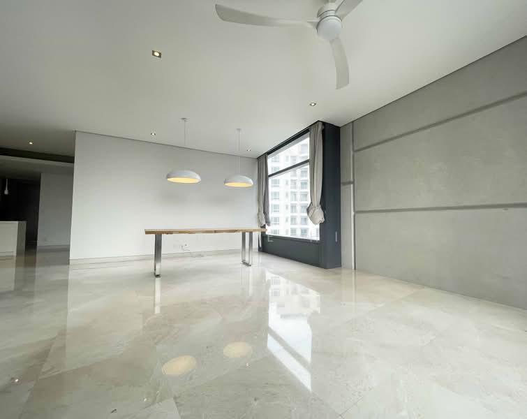 Kondominium untuk Dijual di Condominium @ The Troika - Eddie Hi - Living Room - PropertyGuru.com.my