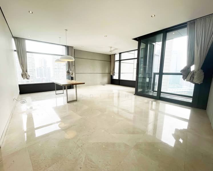 Kondominium untuk Dijual di Condominium @ The Troika - Eddie Hi - Living Room - PropertyGuru.com.my