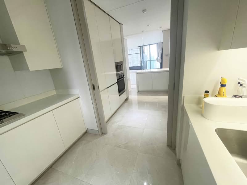 Kondominium untuk Dijual di Condominium @ The Troika - Eddie Hi - Kitchen - PropertyGuru.com.my