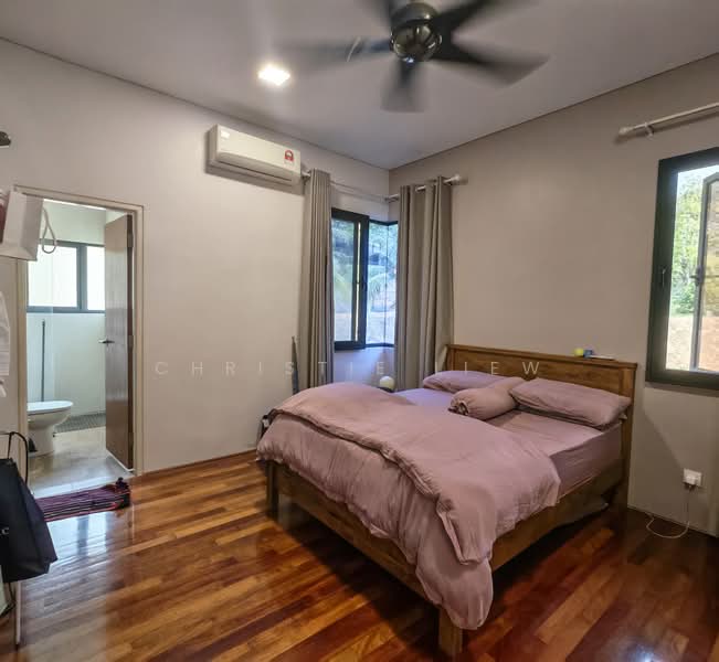 Bungalow House untuk Dijual di Kayangan Heights (Shah Alam) - Christie Liew - Bedroom - PropertyGuru.com.my