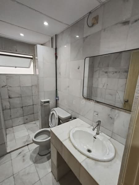 Kondominium untuk Disewa di Pelita Indah - Ck Leow - Bathroom - PropertyGuru.com.my