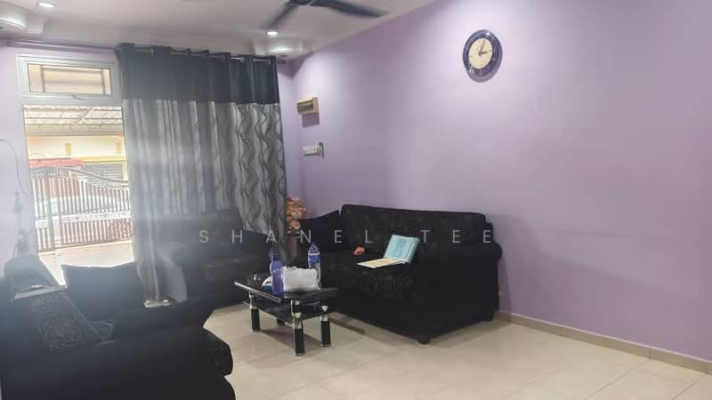 Rumah Teres untuk Dijual di Bandar Seri Impian (Kluang) - Shanel Tee - Living Room - PropertyGuru.com.my