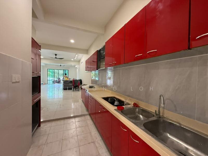 Rumah Teres 2-Tingkat untuk Disewa di Sering Ukay (Ampang) - Zhi Hong Loh - Kitchen - PropertyGuru.com.my