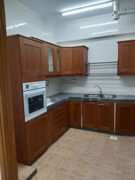 Kondominium untuk Dijual di Pelangi Condominium - Shawn Tan - Kitchen - PropertyGuru.com.my