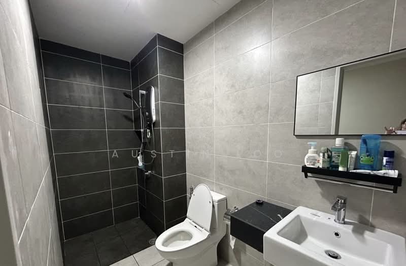 Service Residence for Sale at M Oscar - Austin Loo - Bathroom - PropertyGuru.com.my