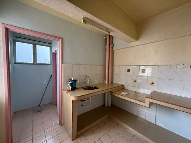 Rumah Flat untuk Dijual di Prima Setapak Flat - Zhi Hong Loh - Kitchen - PropertyGuru.com.my