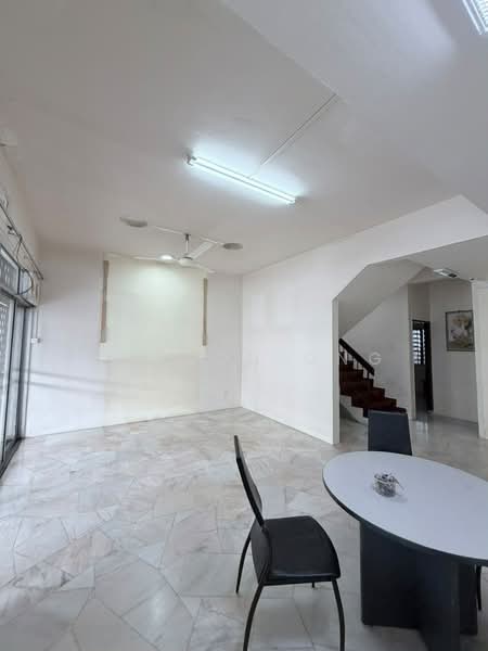 2-storey Terraced House for Sale in Taman Sri Putri (Skudai) - Sharon Ong - Living Room - PropertyGuru.com.my