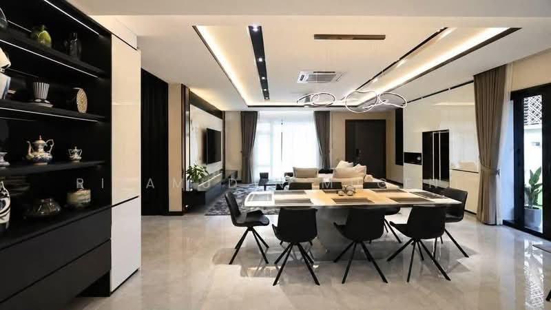 Bungalow for Sale in Ampang Jaya (Ampang) - Rizamudin Mugeni - Living Room - PropertyGuru.com.my