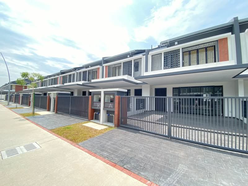 Rumah Teres 2-Tingkat untuk Dijual di Elmina (Shah Alam) - Ka Ee - Exterior - PropertyGuru.com.my