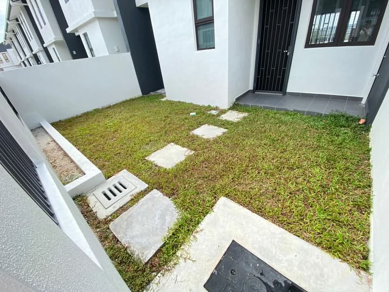 Rumah Teres 2-Tingkat untuk Dijual di Elmina (Shah Alam) - Ka Ee - Exterior - PropertyGuru.com.my