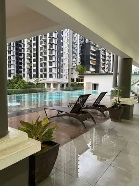 Kondominium untuk Dijual di Royalle Residence - Mr. Chew - Pool - PropertyGuru.com.my