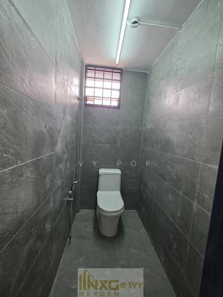 Factory for Rent in Shah Alam (Selangor) - Ivy Por - Bathroom - PropertyGuru.com.my