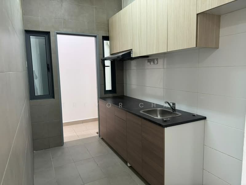 Service Residence for Sale at Amerin Residence - Trevor Chai - Kitchen - PropertyGuru.com.my