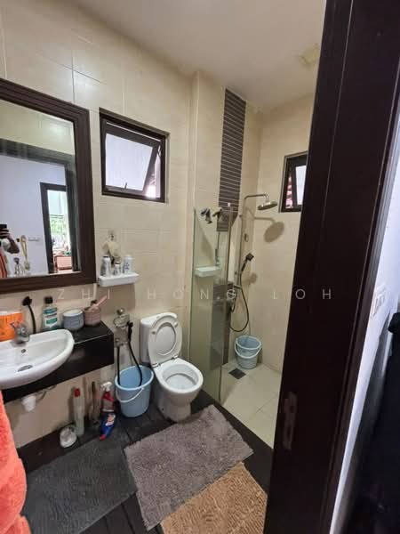 Rumah Banglo untuk Disewa di KL City Centre (Kuala Lumpur) - Zhi Hong Loh - Bathroom - PropertyGuru.com.my