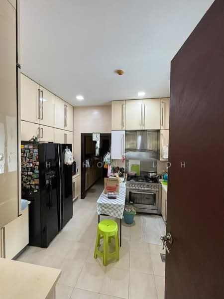 Rumah Banglo untuk Disewa di KL City Centre (Kuala Lumpur) - Zhi Hong Loh - Kitchen - PropertyGuru.com.my