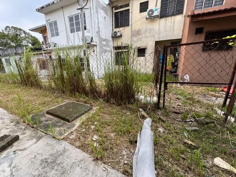 Rumah Teres 2-Tingkat untuk Dijual di Bukit Sentosa (Rawang) - Evelyn Khoo - Back Yard - PropertyGuru.com.my