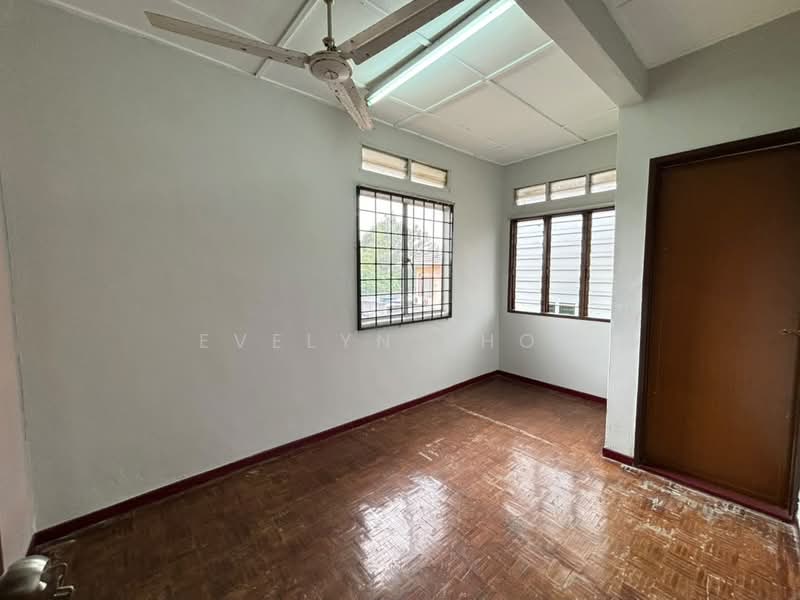 Rumah Teres 2-Tingkat untuk Dijual di Bukit Sentosa (Rawang) - Evelyn Khoo - Room - PropertyGuru.com.my