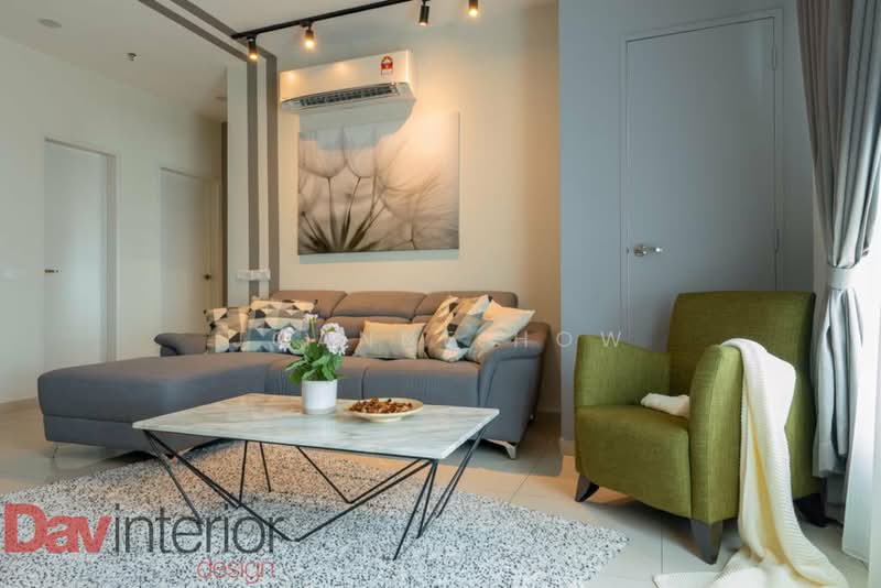Kediaman Servis untuk Dijual di Ong Kim Wee Residence - Joanne How - Living Room - PropertyGuru.com.my